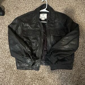 Overland Outfitters men’s leather jacket